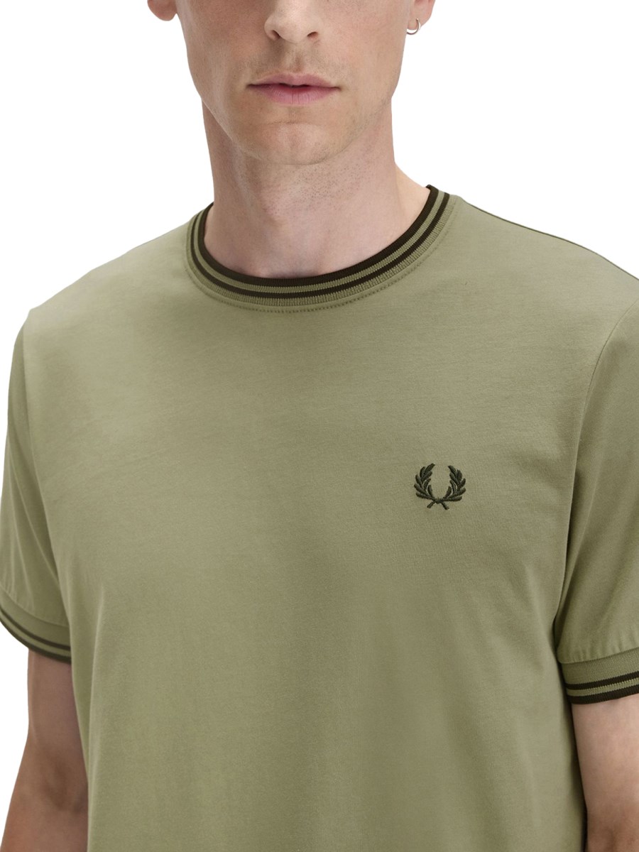 T-SHIRT CON DOPPIA RIGA