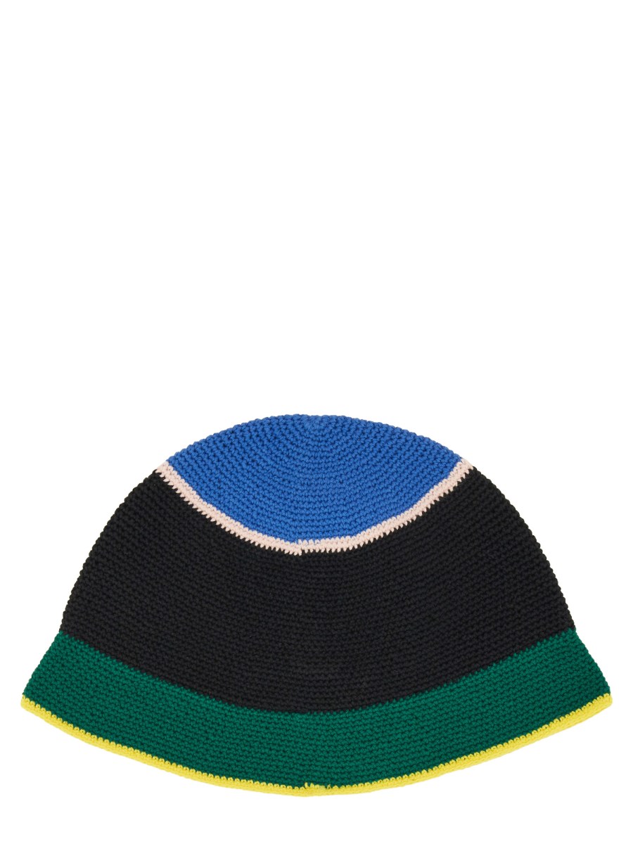 CAPPELLO CROCHET CON LOGO