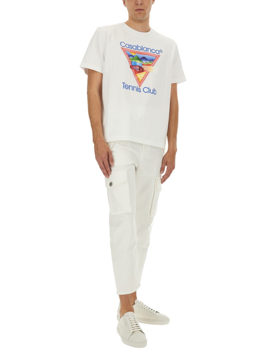 T-SHIRT CON STAMPA 