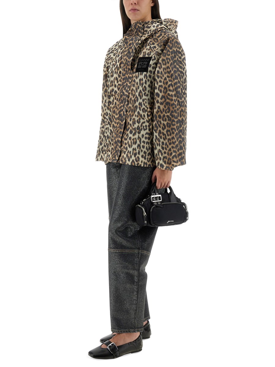 GIACCA CON STAMPA LEOPARDATA