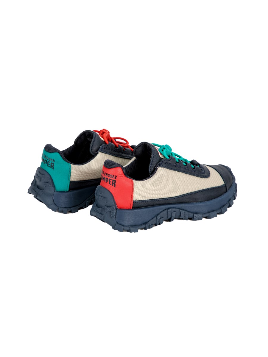 SNEAKER