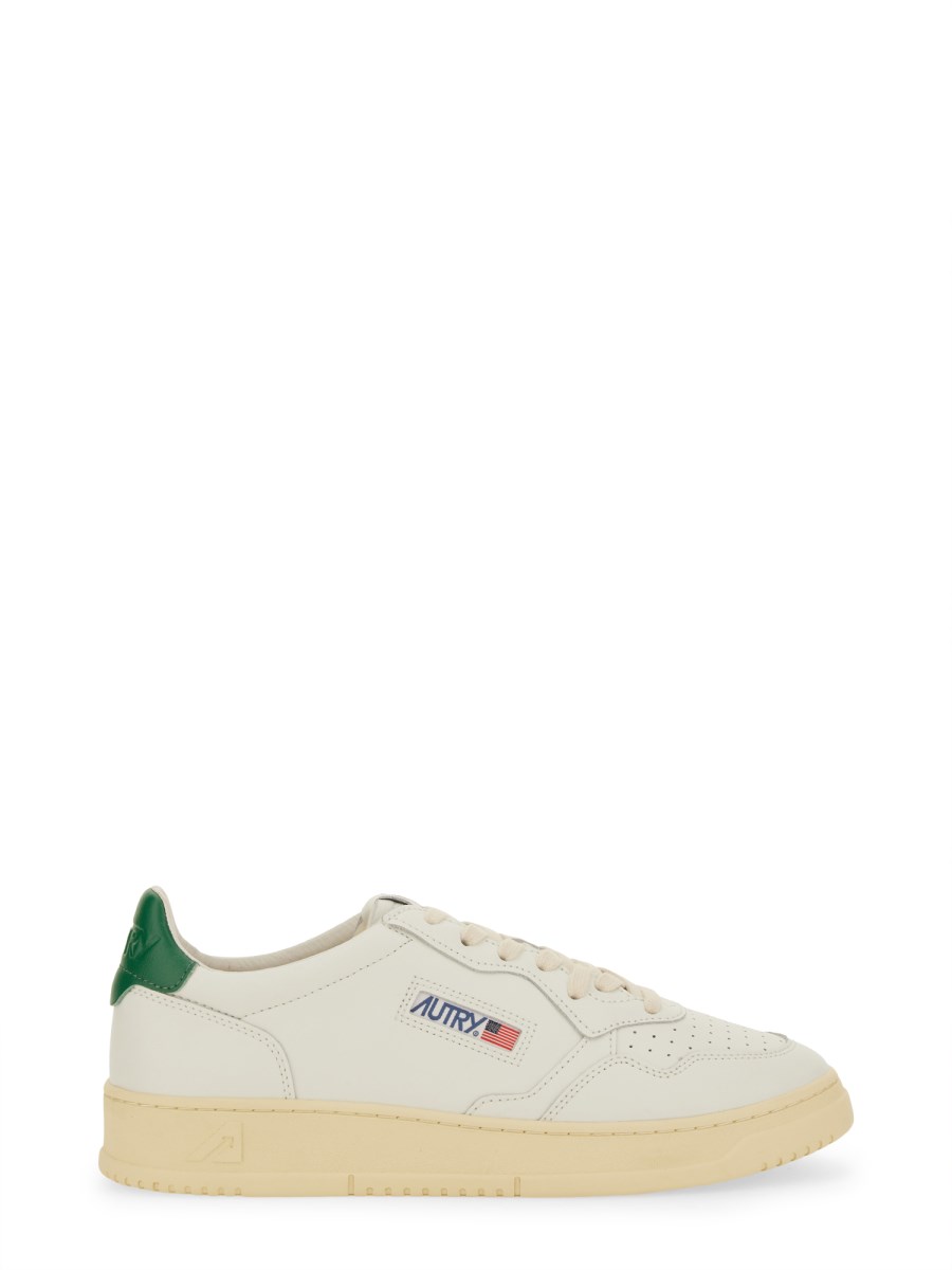 SNEAKER MEDALIST LOW