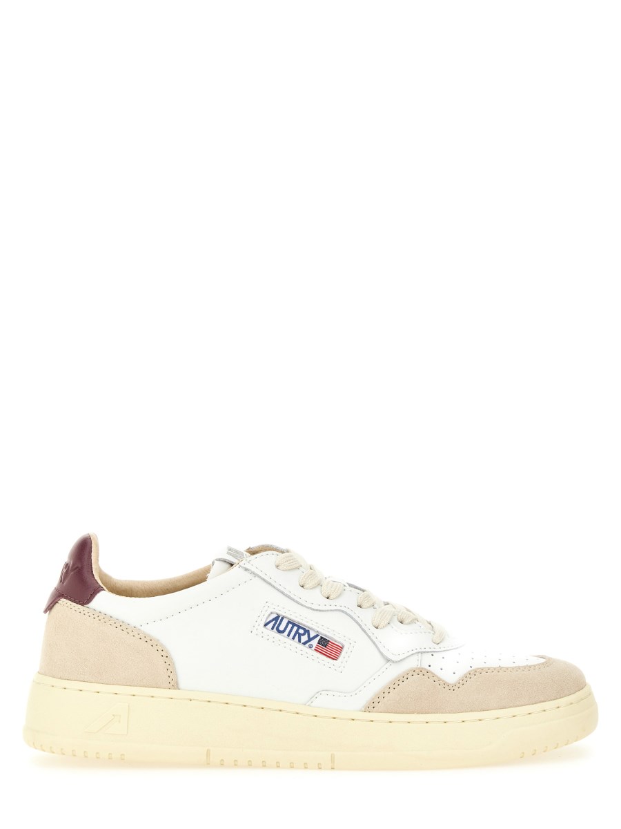 SNEAKER MEDALIST LOW