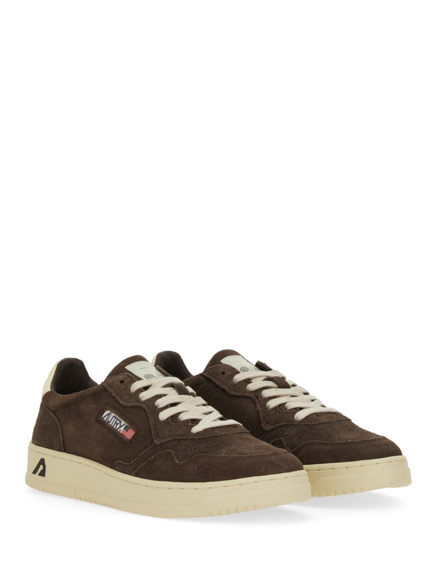 SNEAKER MEDALIST LOW
