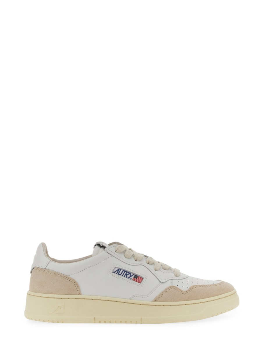 SNEAKER MEDALIST LOW