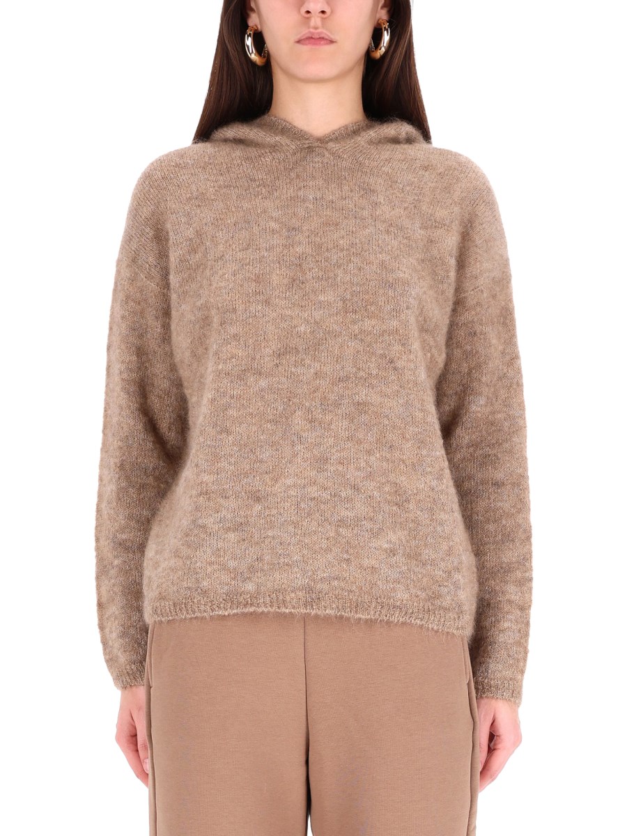 MAGLIA CON CAPPUCCIO