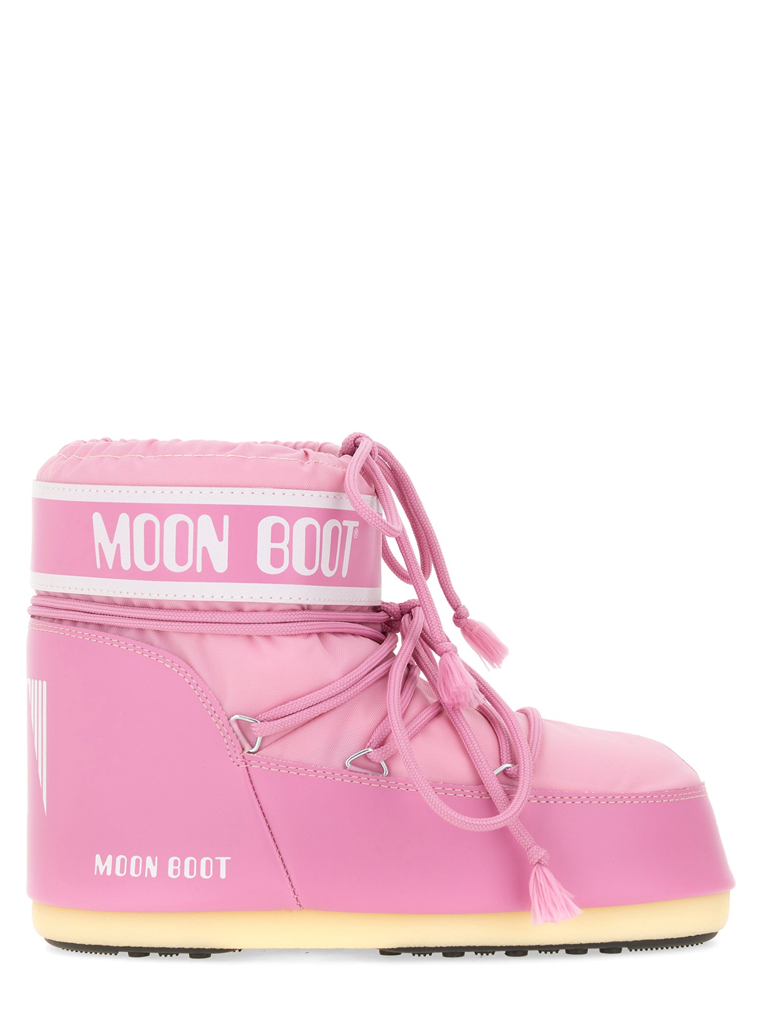 Moon Boot Round Toe Short Boots In Pink
