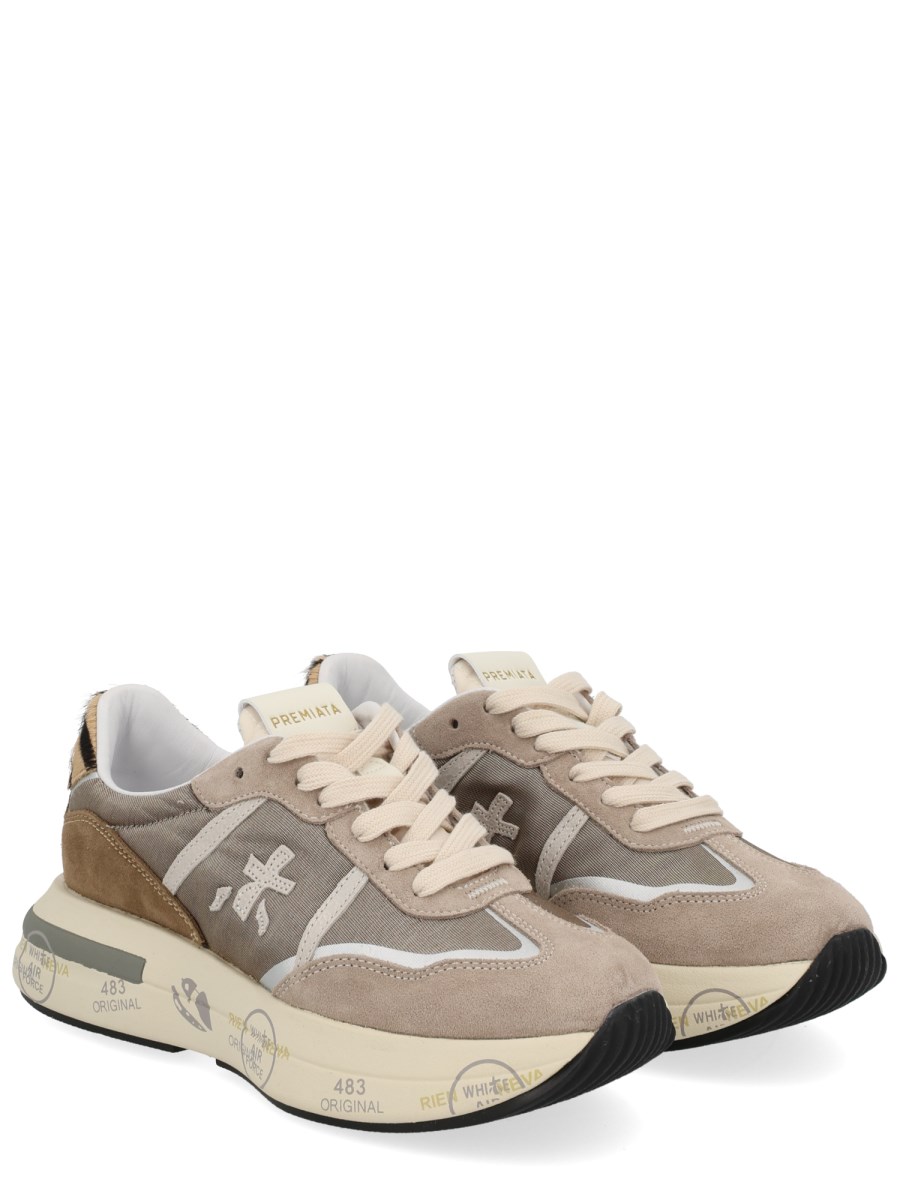 SNEAKER CASSIE