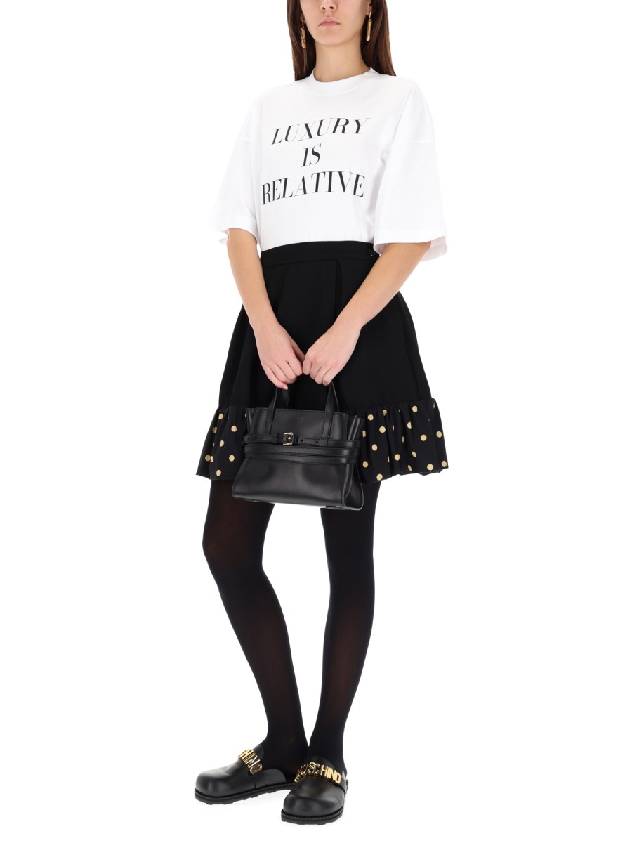 T-SHIRT CON STAMPA