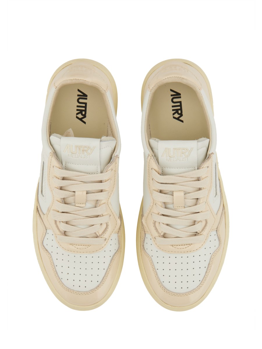 SNEAKER MEDALIST LOW 