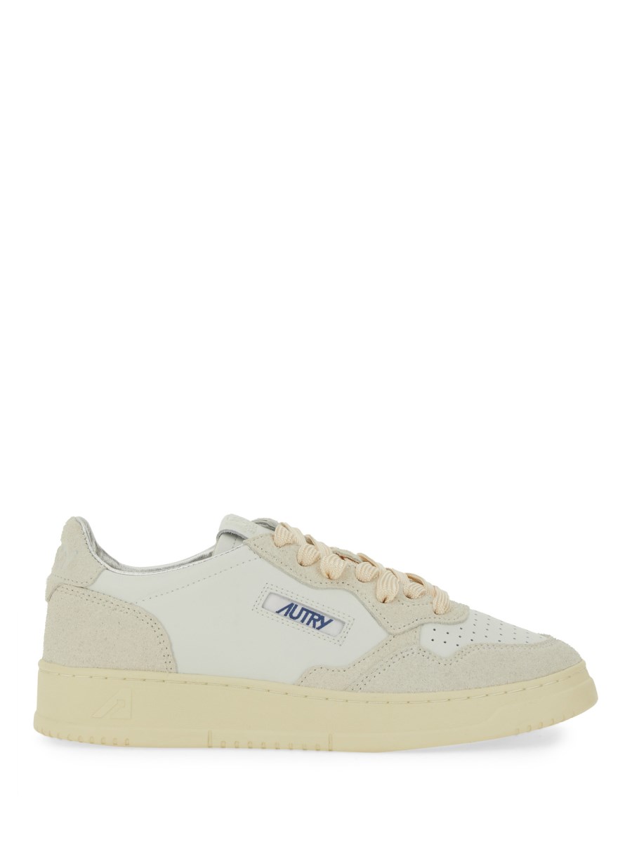 SNEAKER MEDALIST LOW