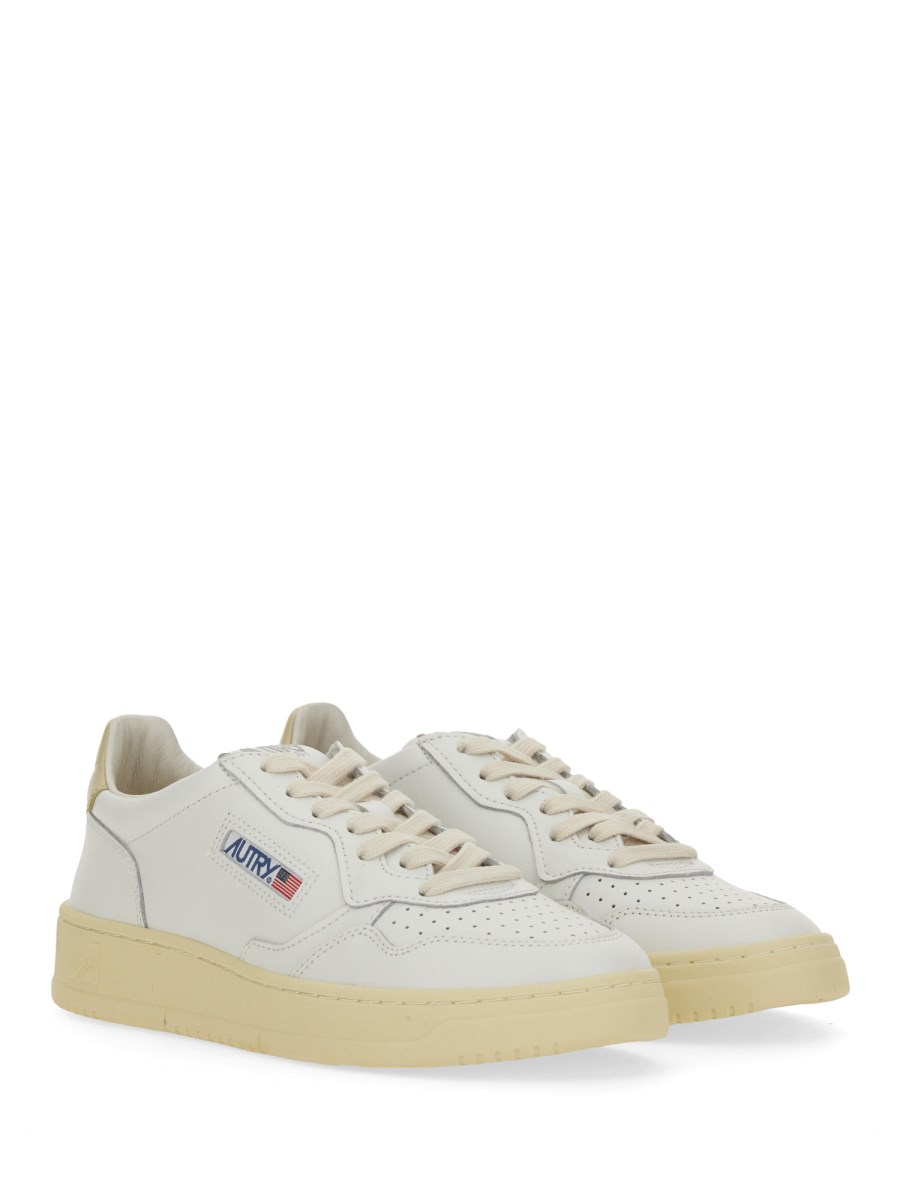 SNEAKER MEDALIST LOW 