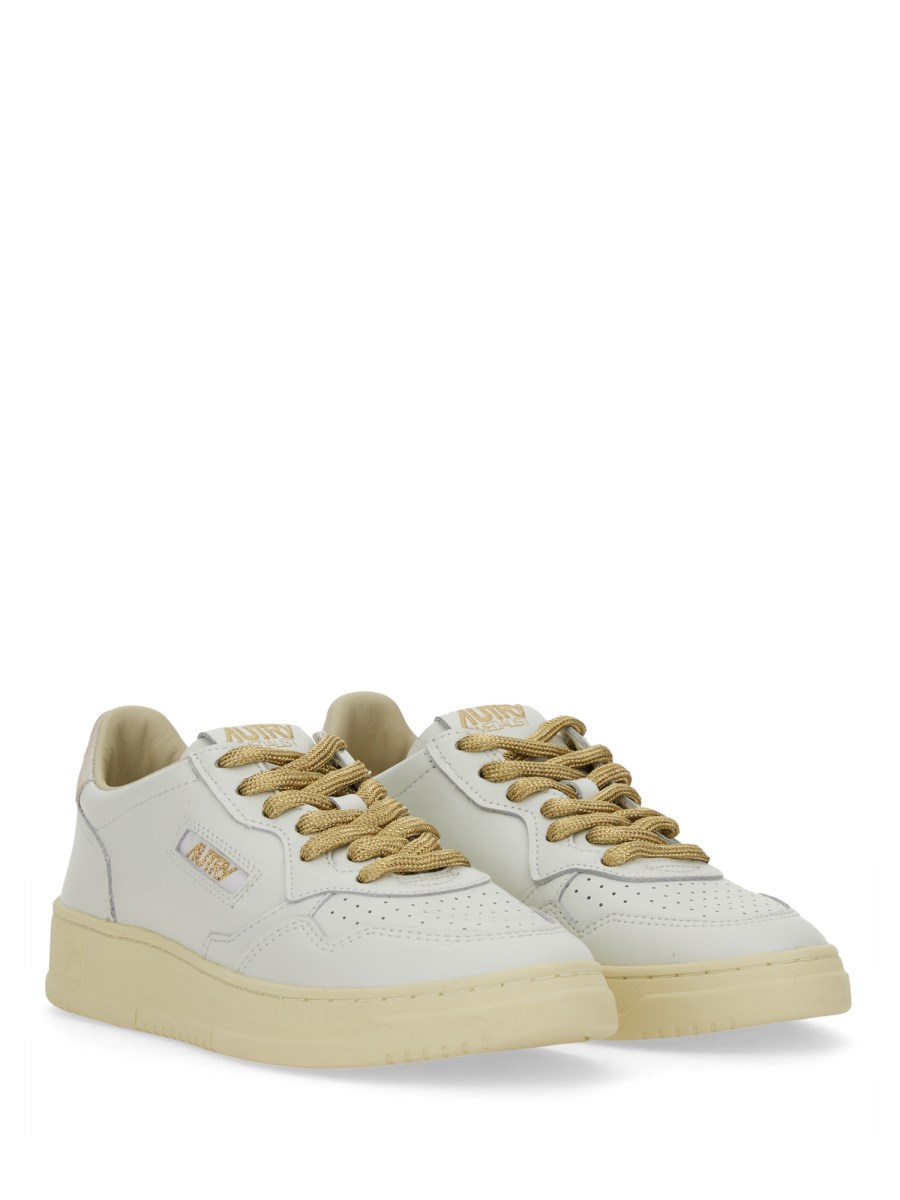 SNEAKER MEDALIST LOW 