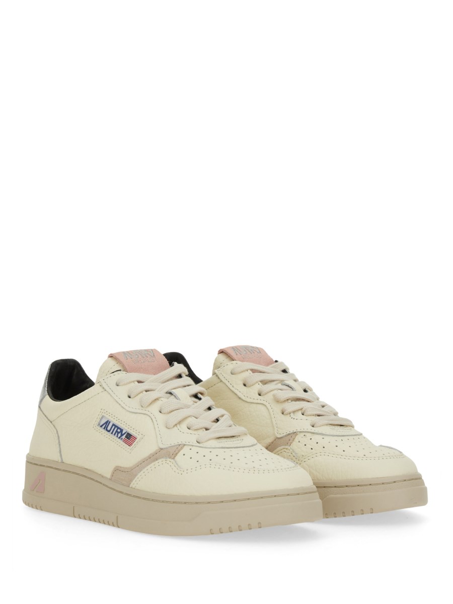 SNEAKER MEDALIST LOW 