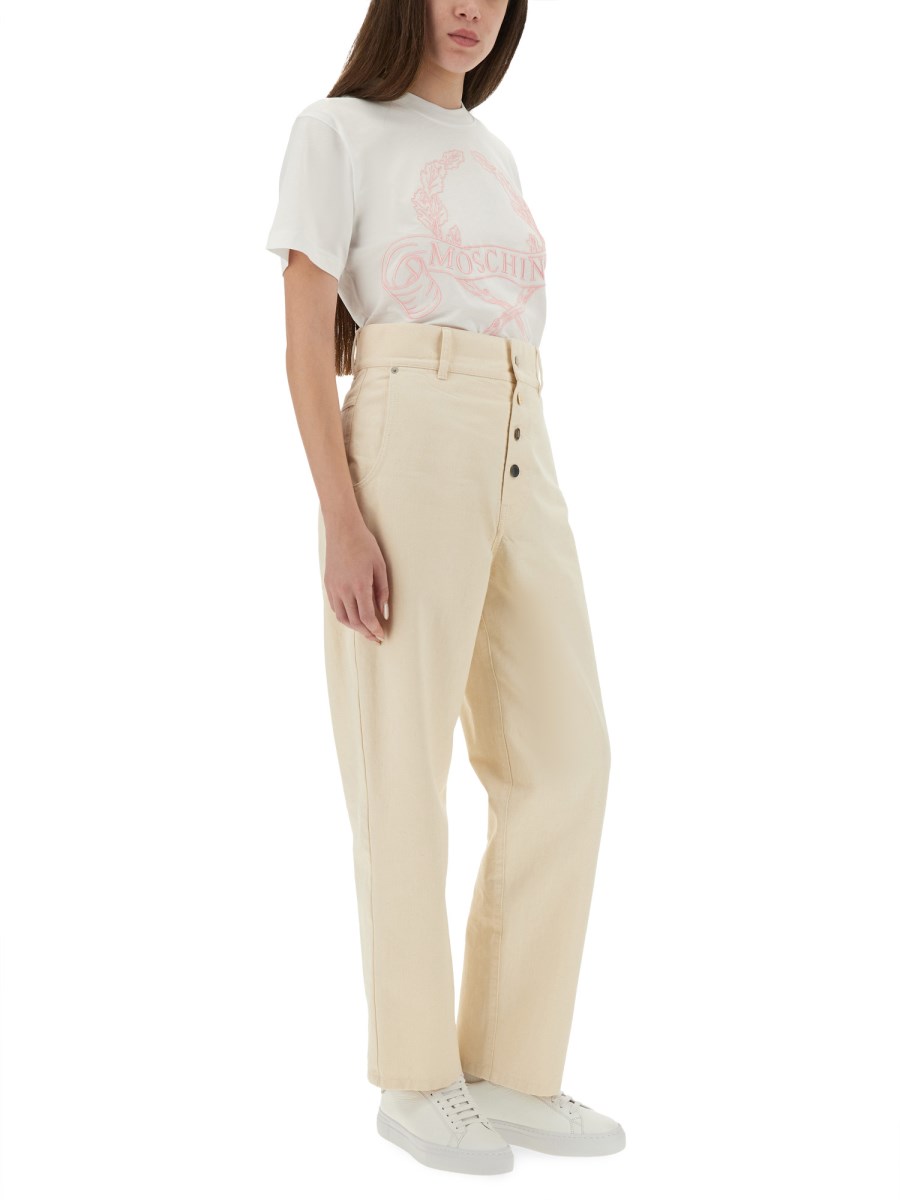 T-SHIRT CON RICAMO