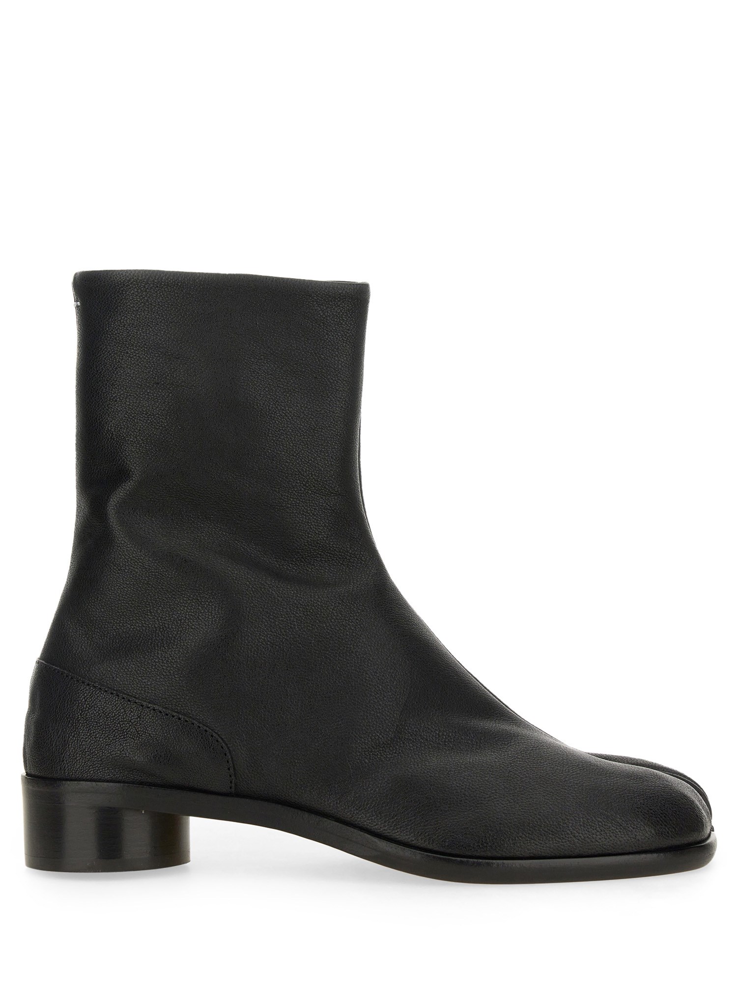 Maison Margiela Black Leather Tabi Ankle Boots In Black
