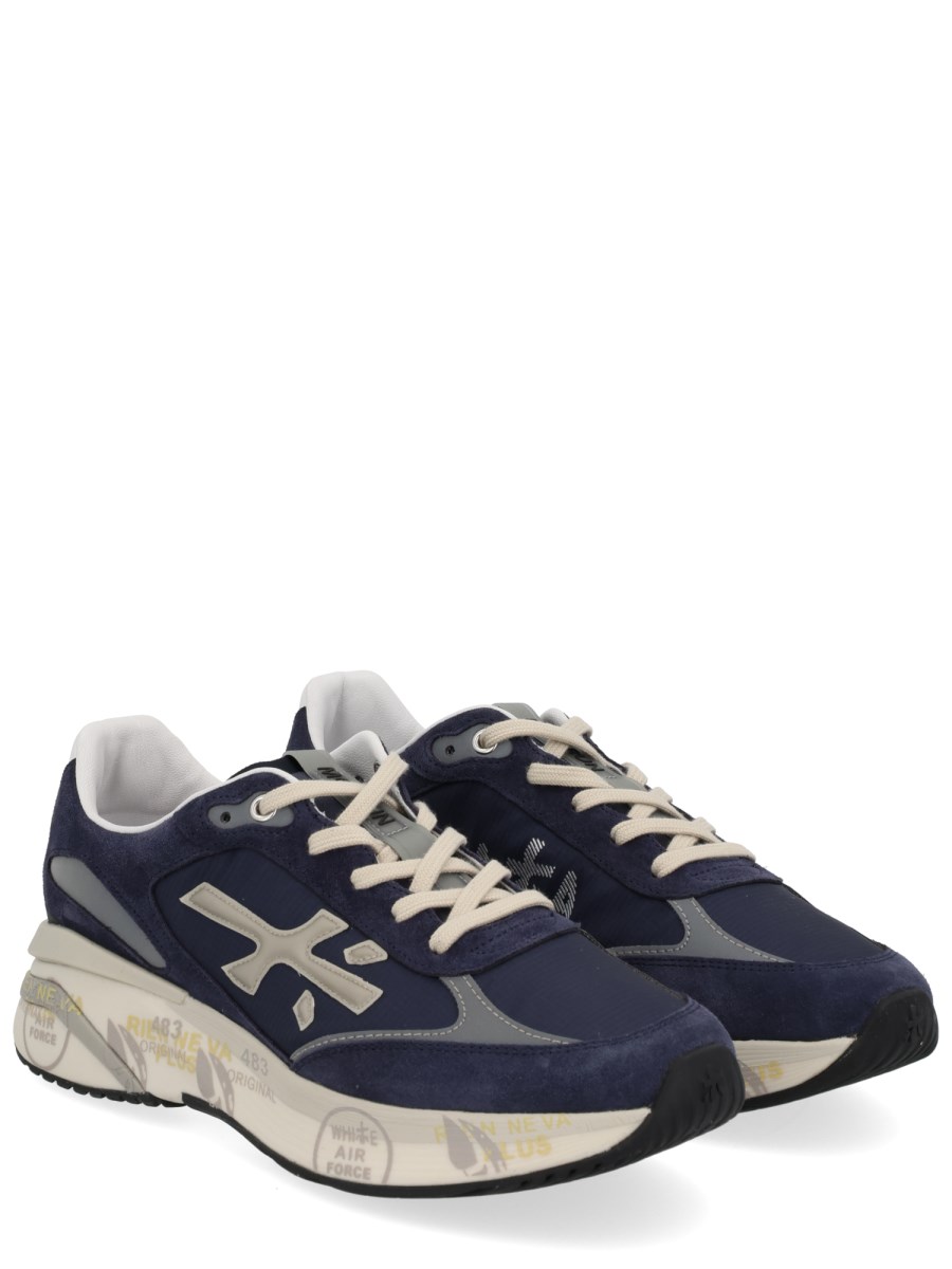 SNEAKER MOERUN