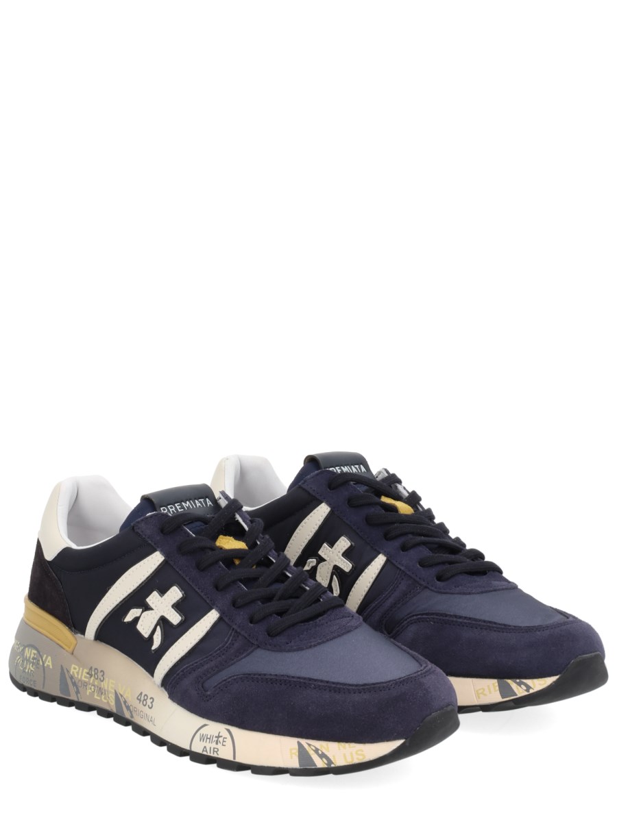 SNEAKER LANDER