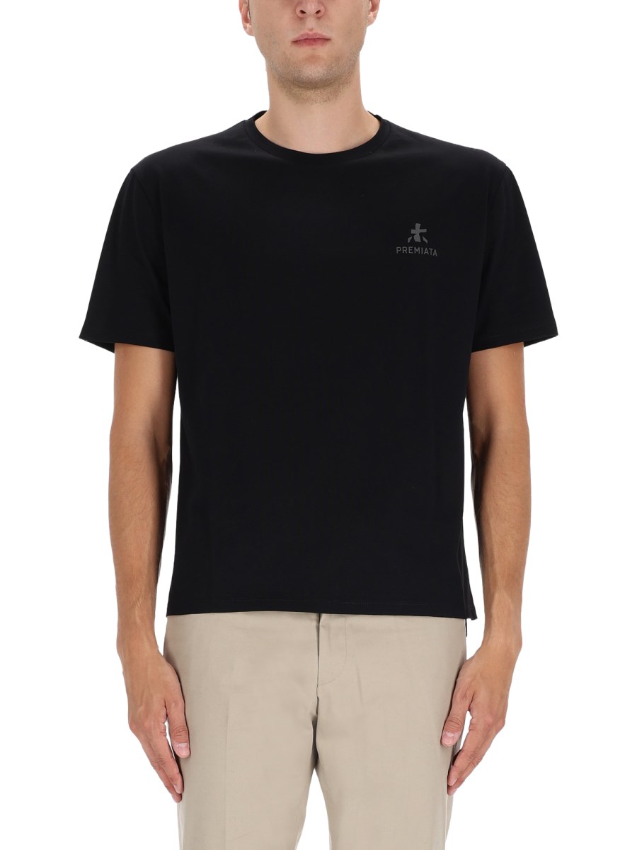 T-SHIRT CON LOGO