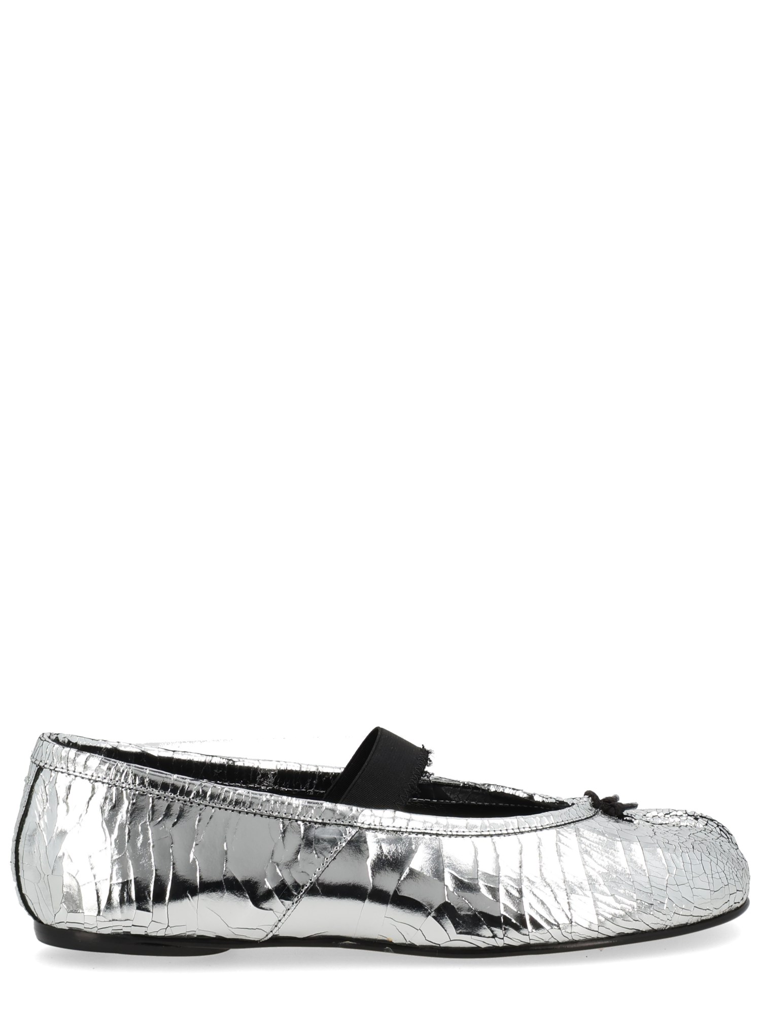 maison margiela “mule tabi” shoe