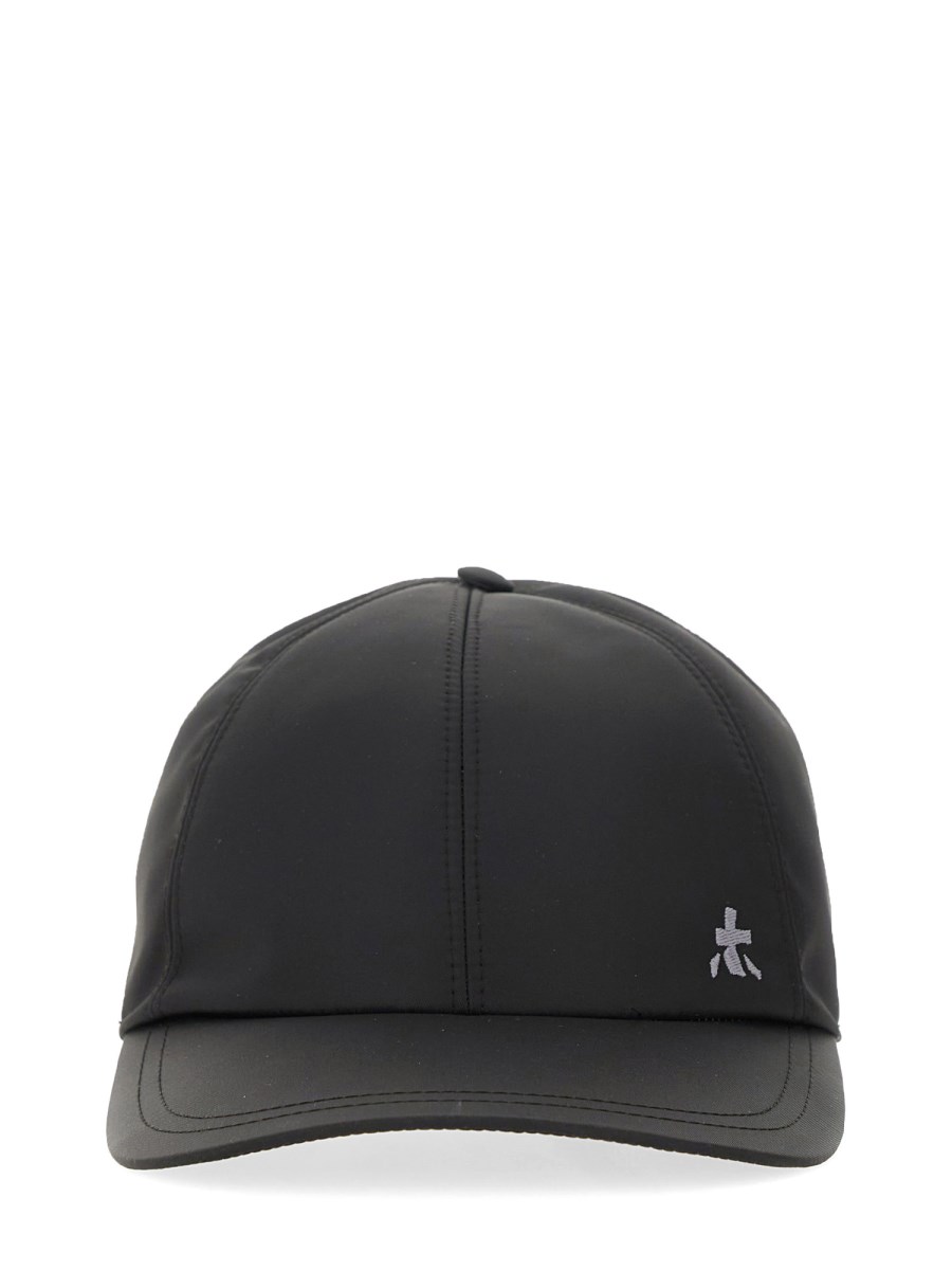 CAPPELLO CON VISIERA E LOGO