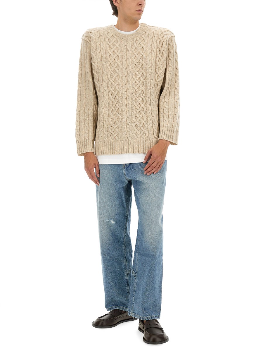 PULLOVER CON T-SHIRT