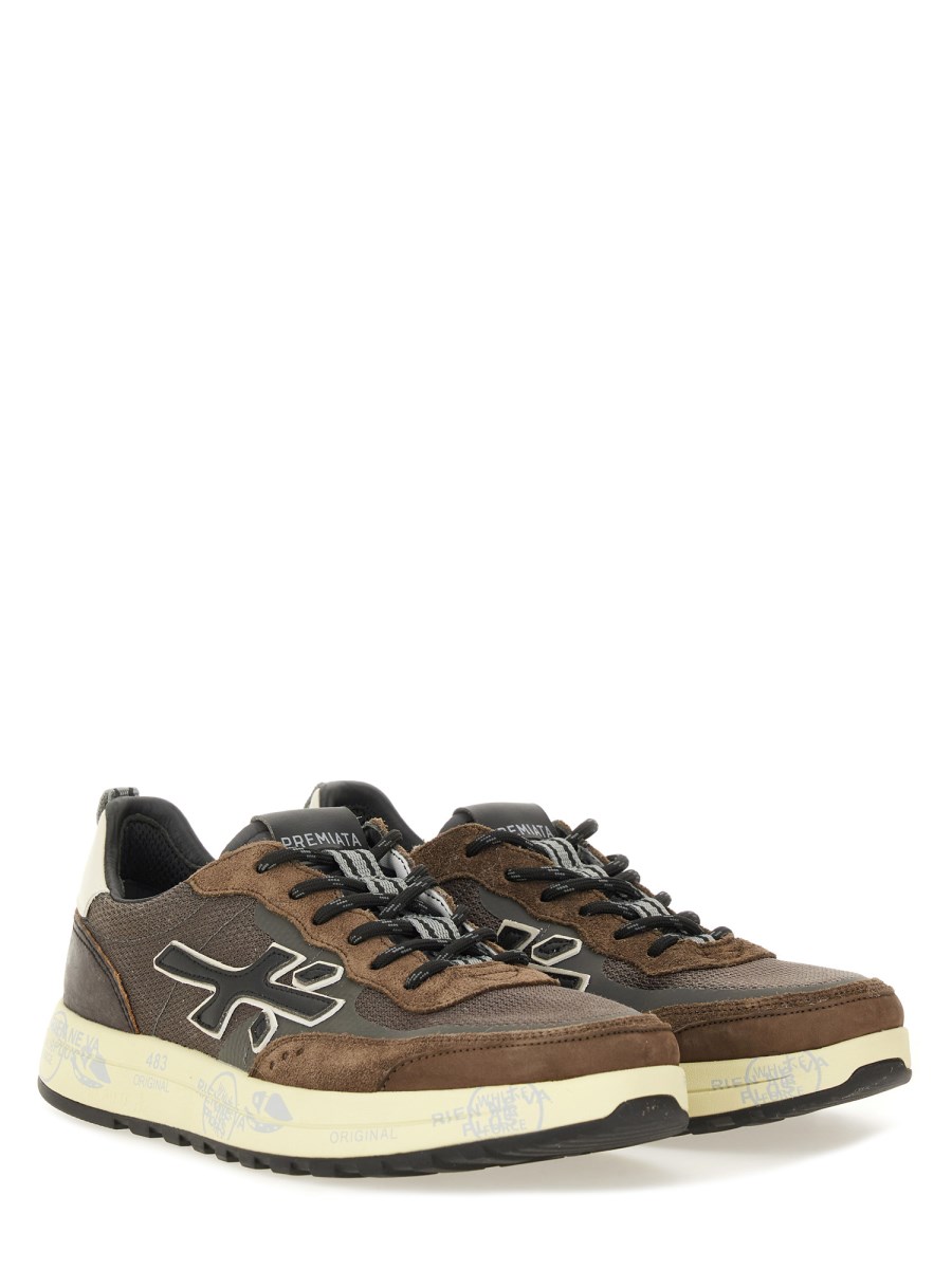 SNEAKER NOUS