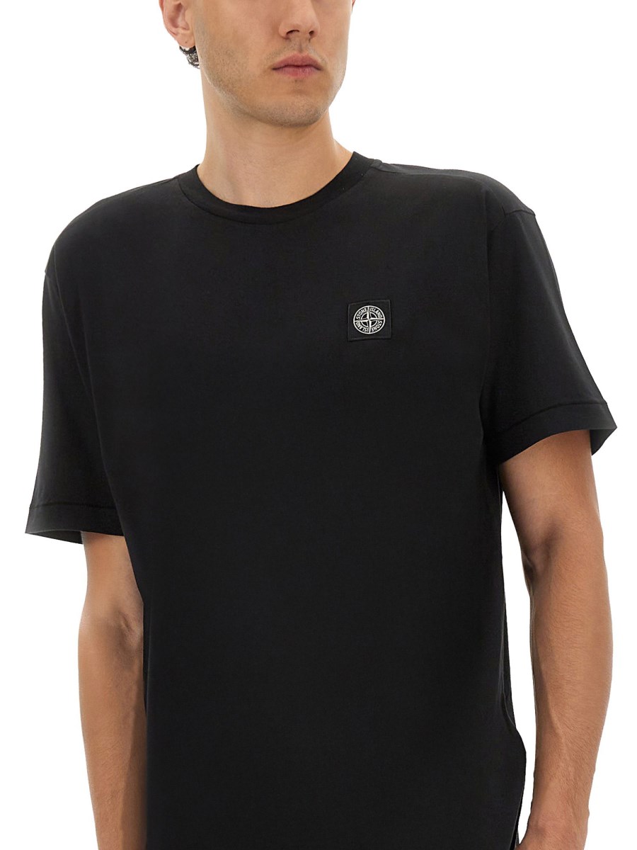 T-SHIRT SLIM FIT 
