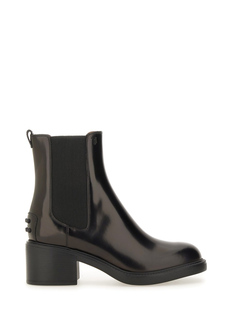 STIVALE IN PELLE