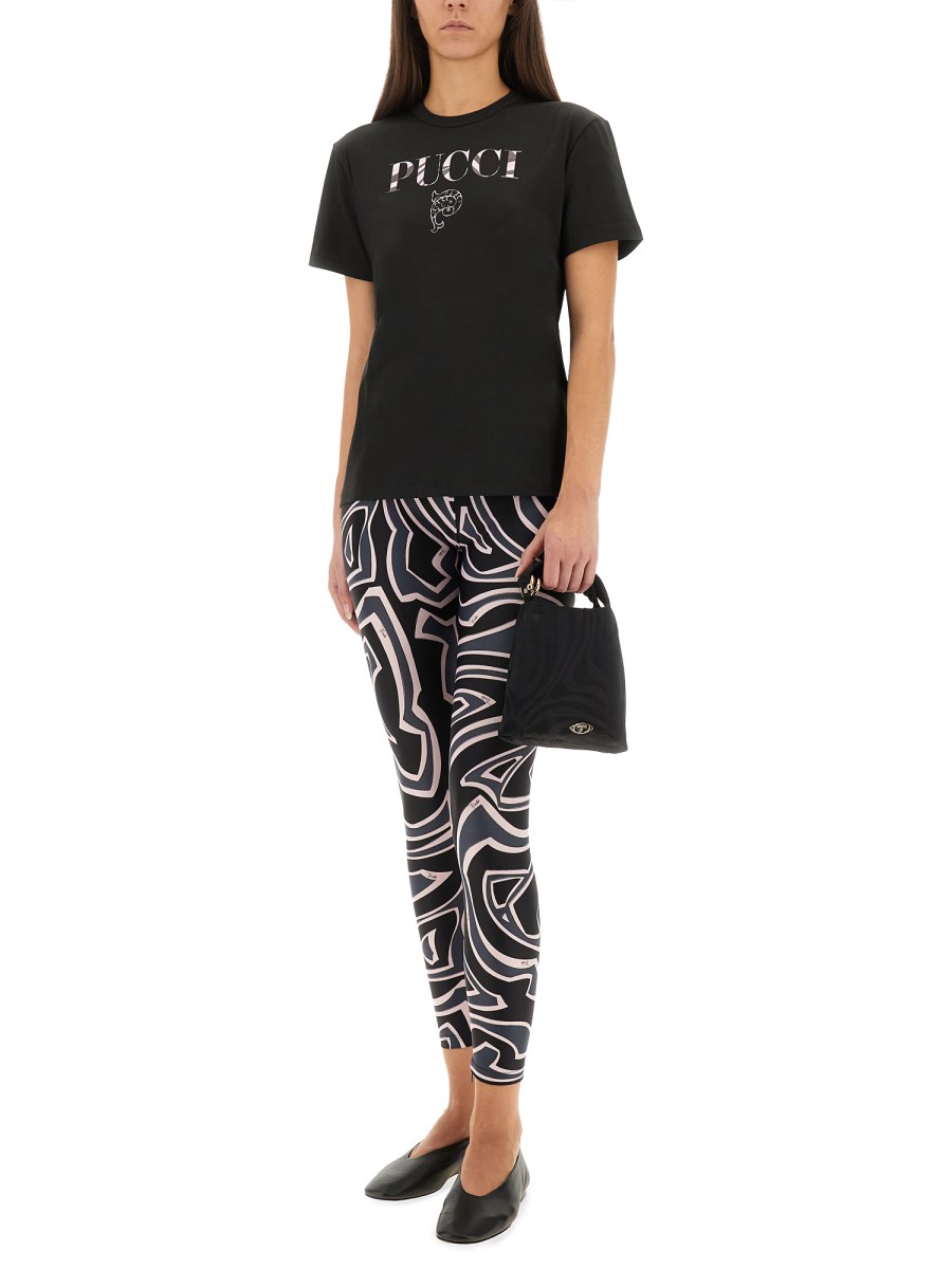 T-SHIRT CON LOGO