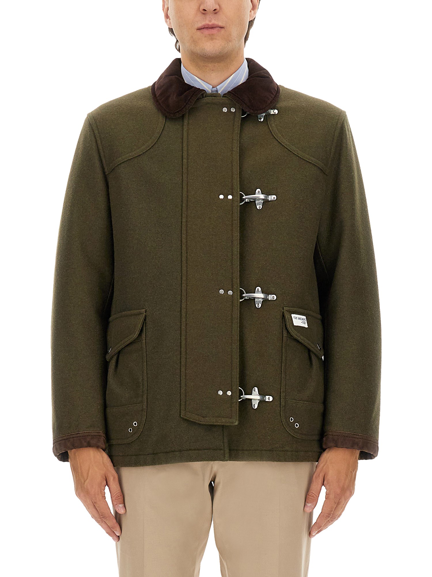 Fay Short Coat Featuring Four Side Hooks In Green