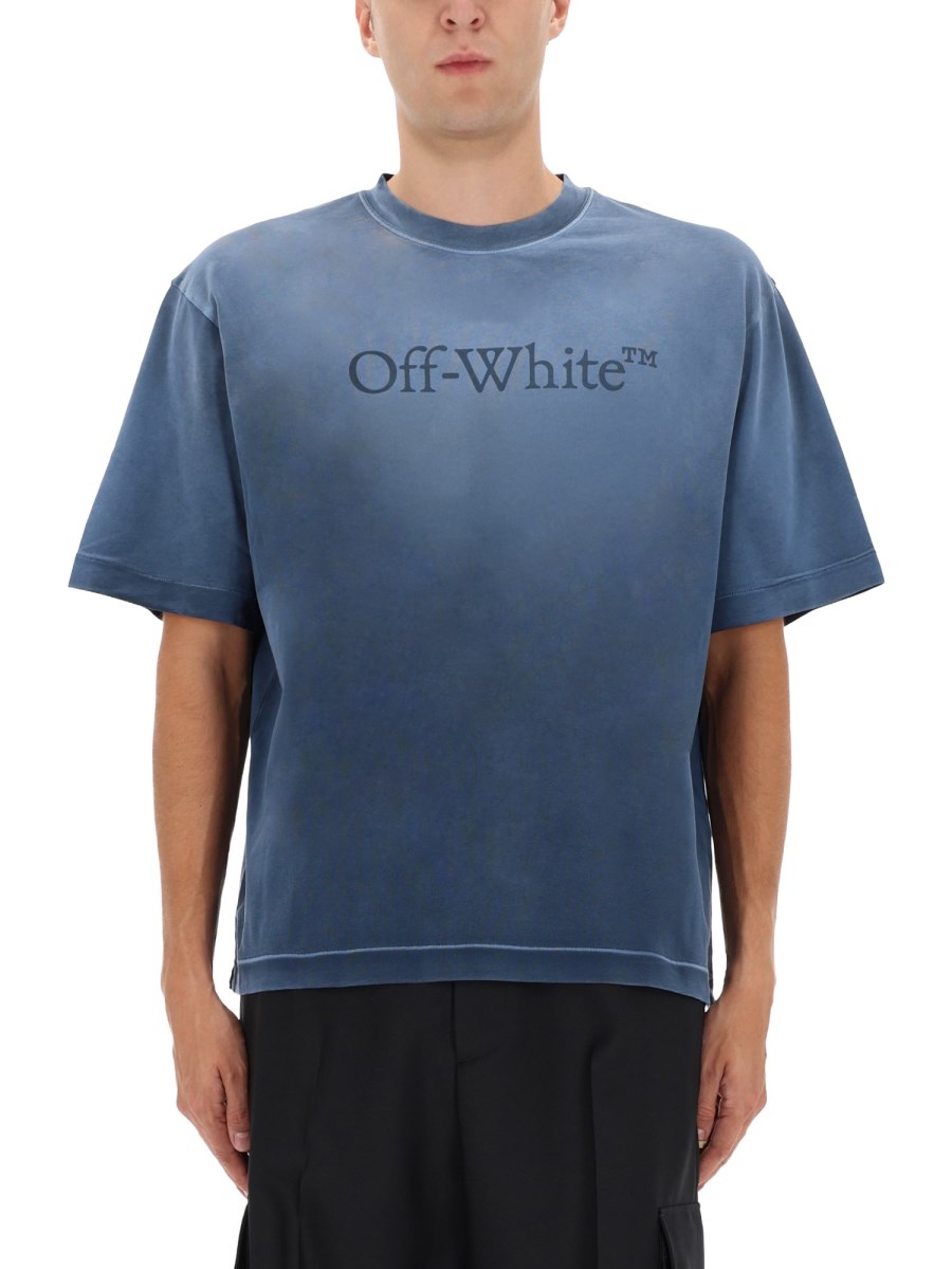 T-SHIRT CON LOGO