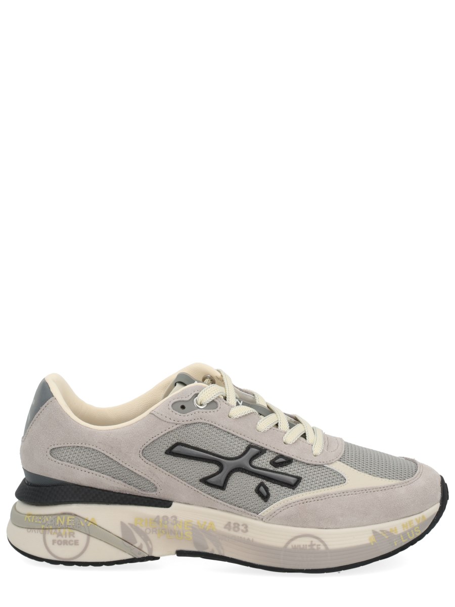 SNEAKER MOERUN 
