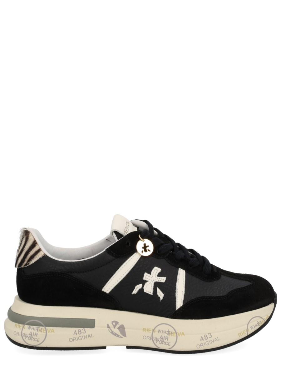 SNEAKER CASSIE