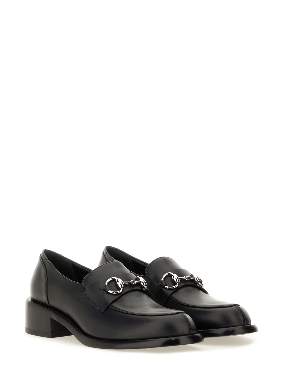 MOCASSINO CON MORSETTO