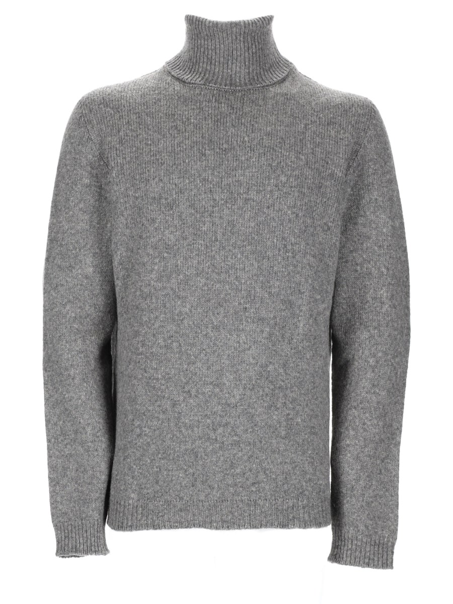MAGLIA IN LANA A COLLO ALTO