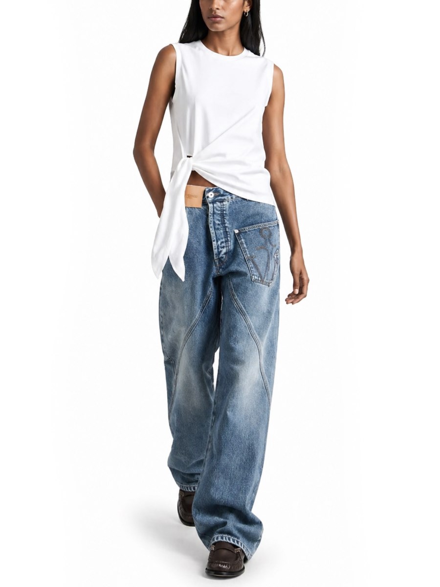 JEANS CON PATCH LOGO