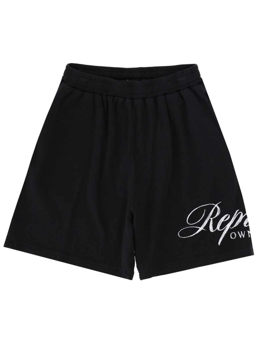 SHORTS CON LOGO