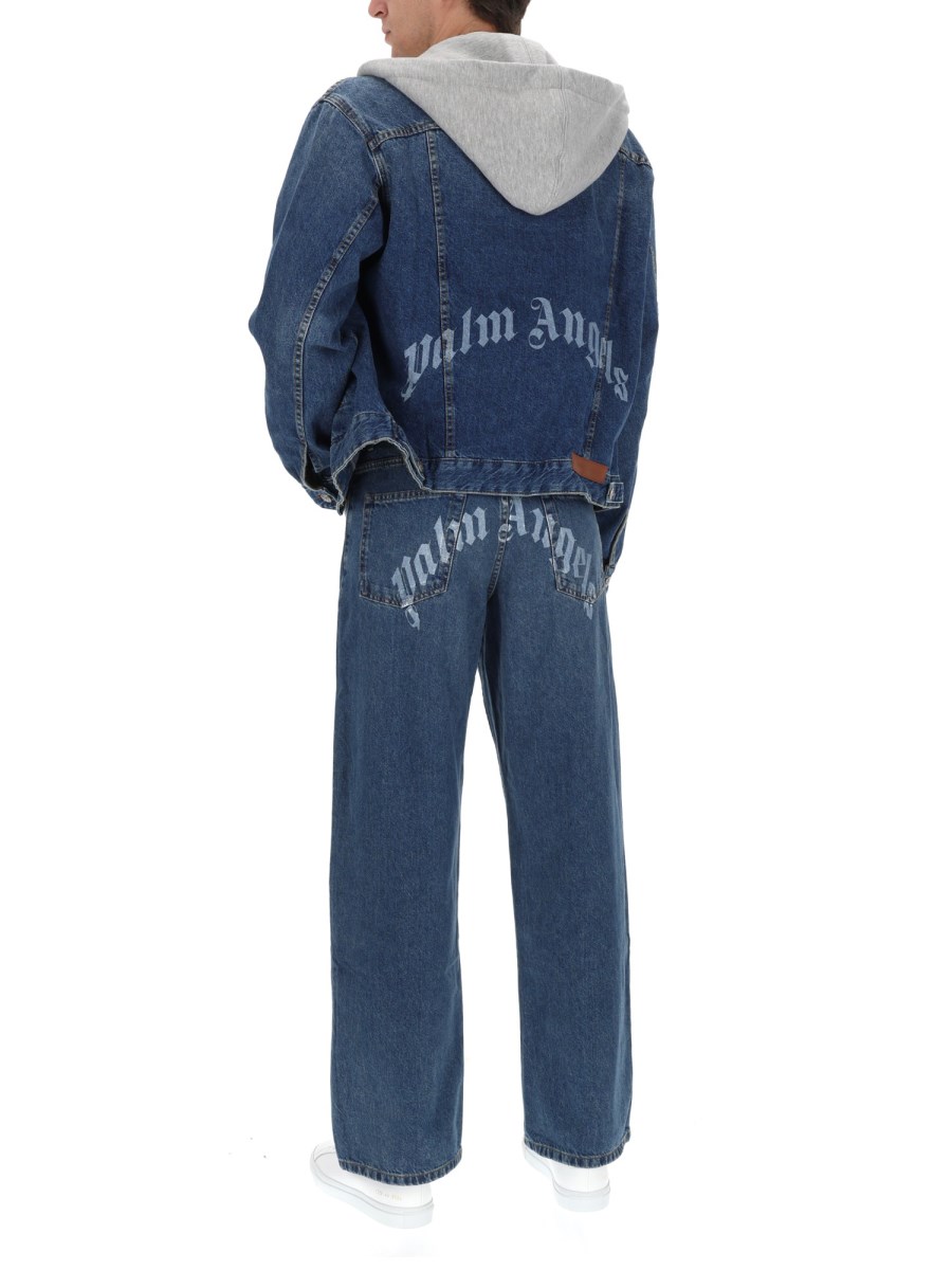 JEANS CURVED LOGO