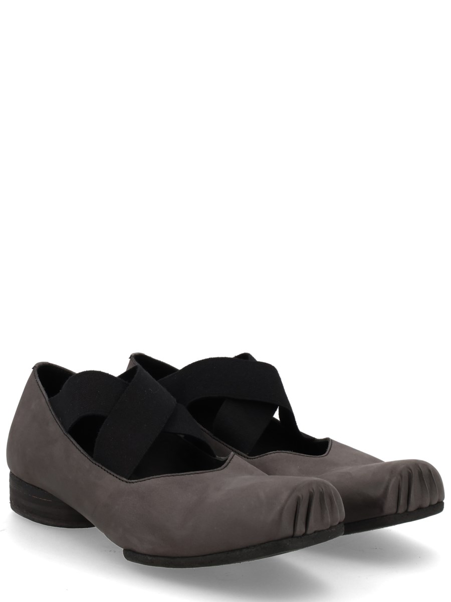 BALLERINA IN PELLE 