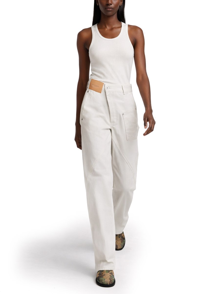 JEANS CON PATCH LOGO