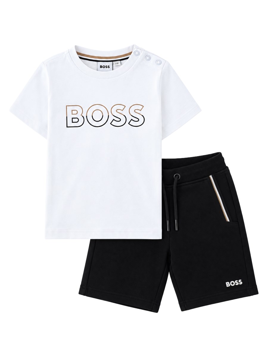 Set sportivo t-shirt e shorts 