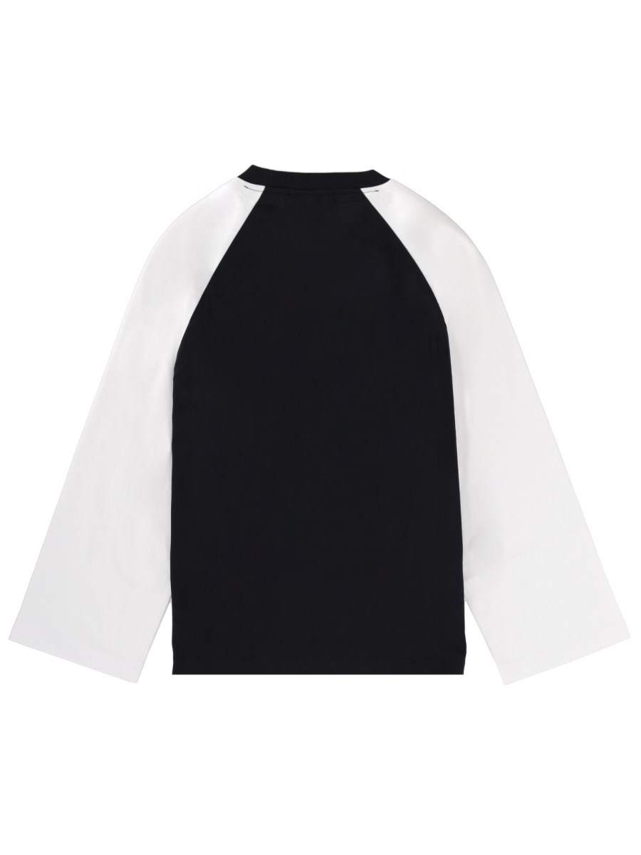 T-SHIRT CON STAMPA E LOGO