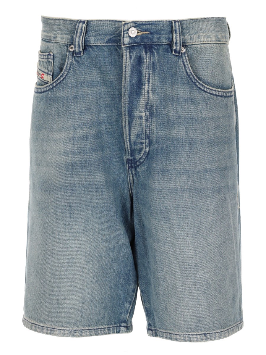 SHORTS IN DENIM 