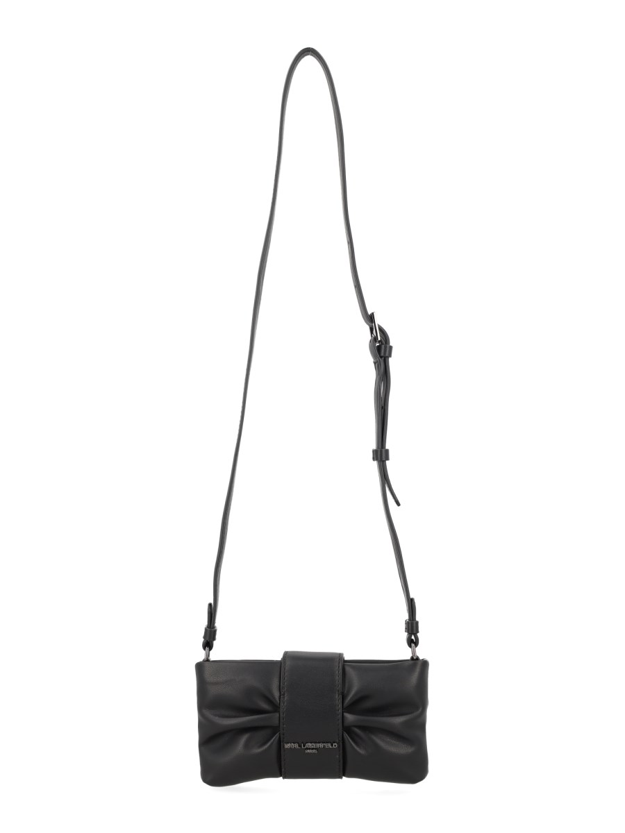 BORSA A TRACOLLA