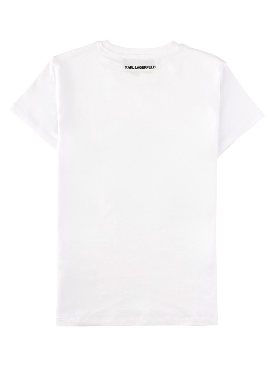 T-SHIRT CON STAMPA