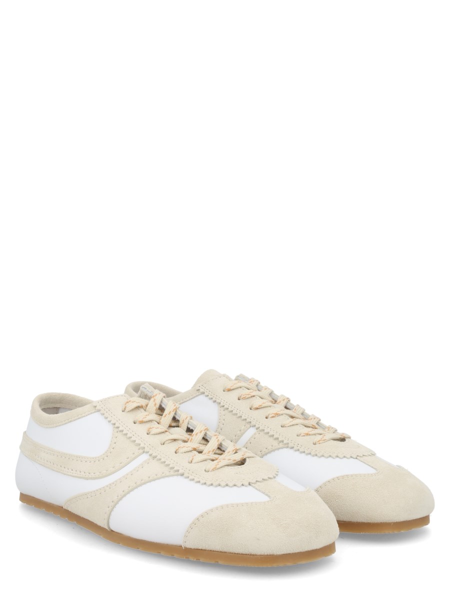 SNEAKER IN PELLE CON DETTAGLI IN SUEDE