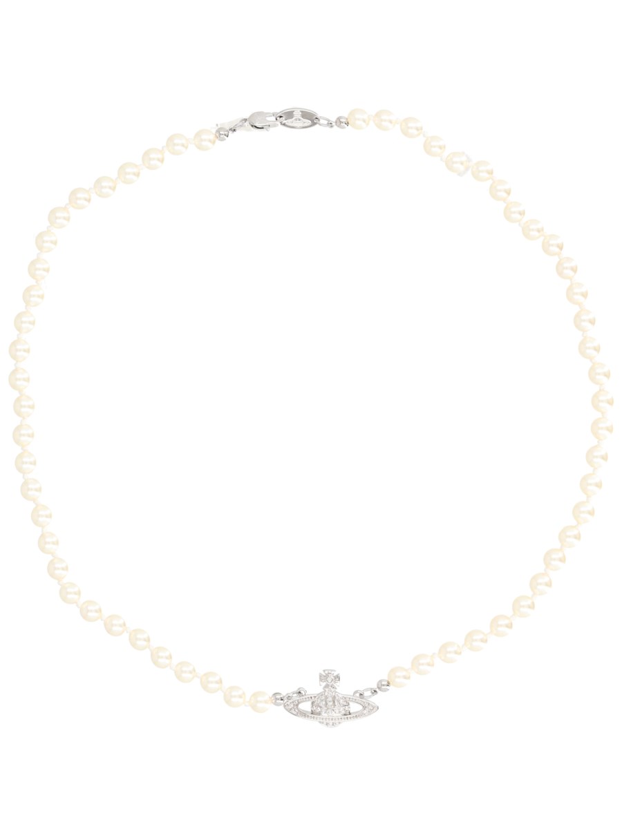 COLLANA DI PERLE CON ORB IN BASSO RILIEVO