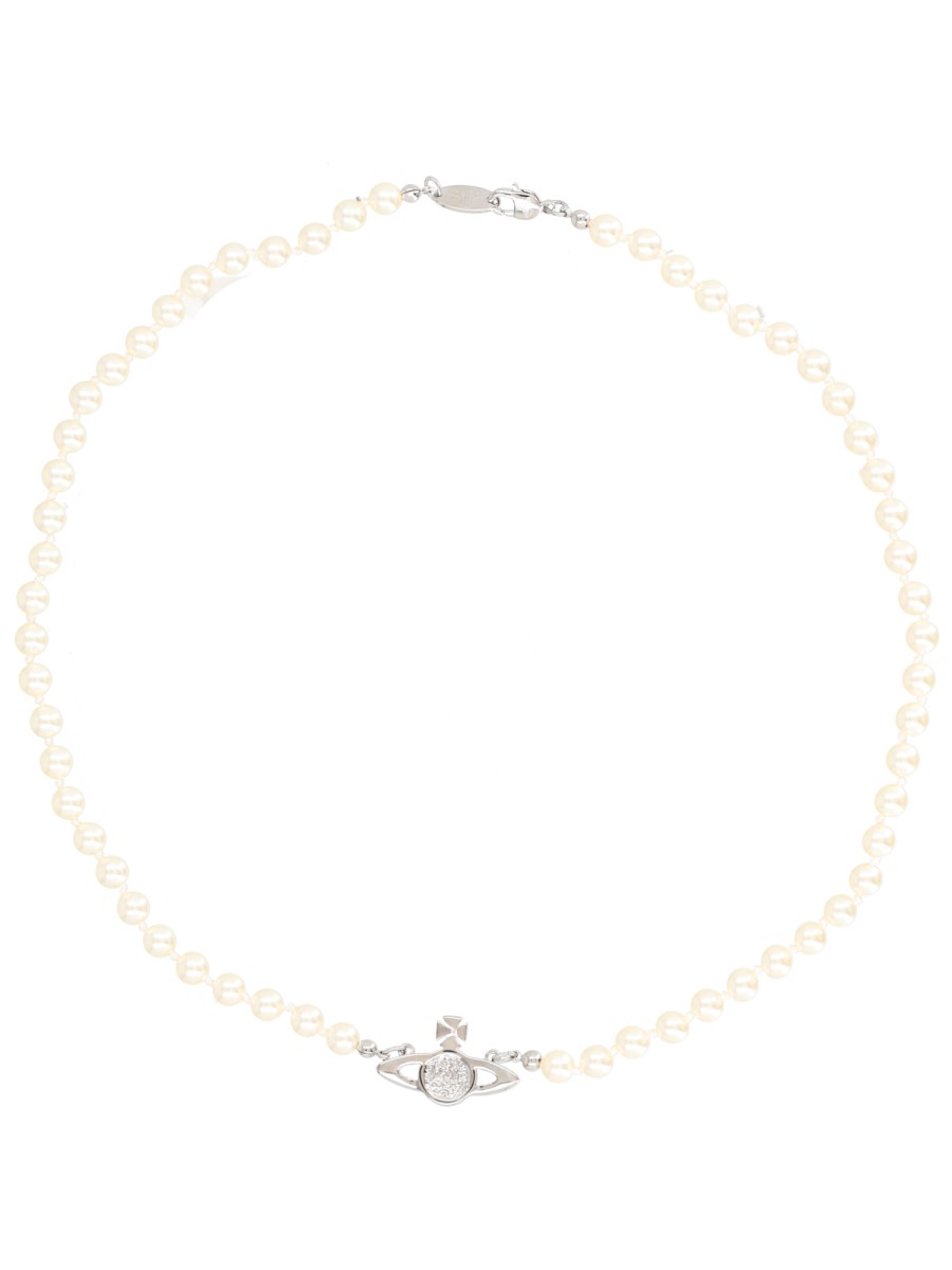 COLLANA DI PERLE CON ORB IN BASSO RILIEVO