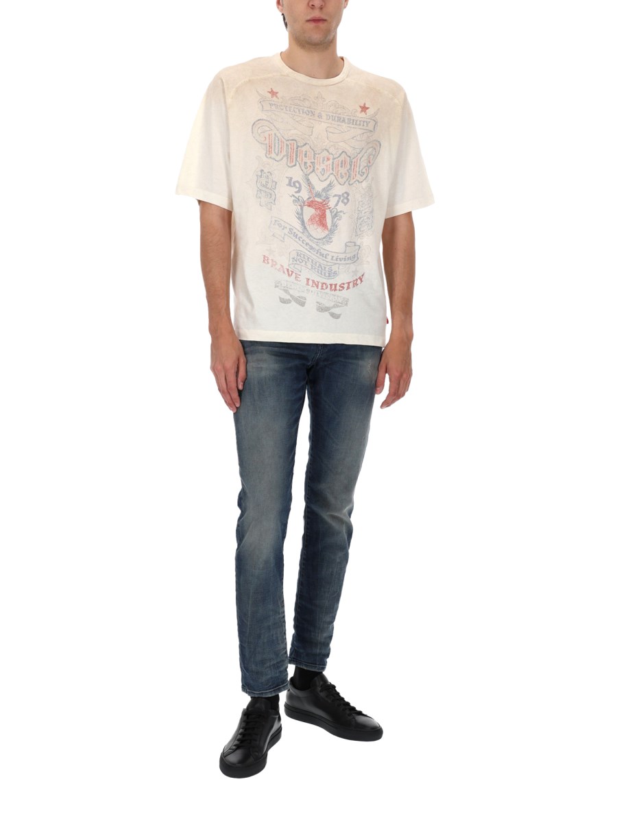 JEANS D-STRUKT